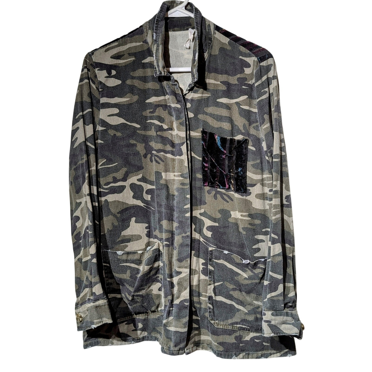 Mystree Shabby Chic Camo Velvet Trim Distressed Button Front Jacket Sz S