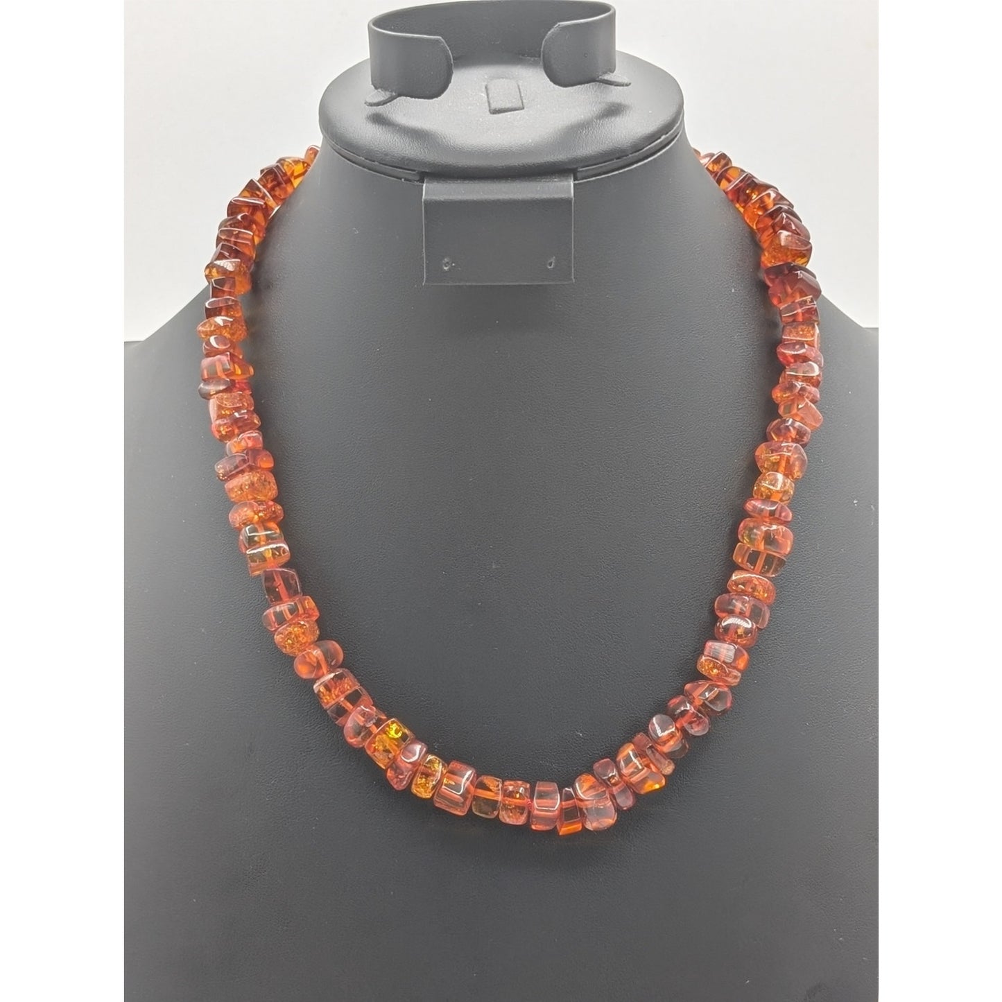 Vintage Screw Clasp 22" Amber Bead Necklace