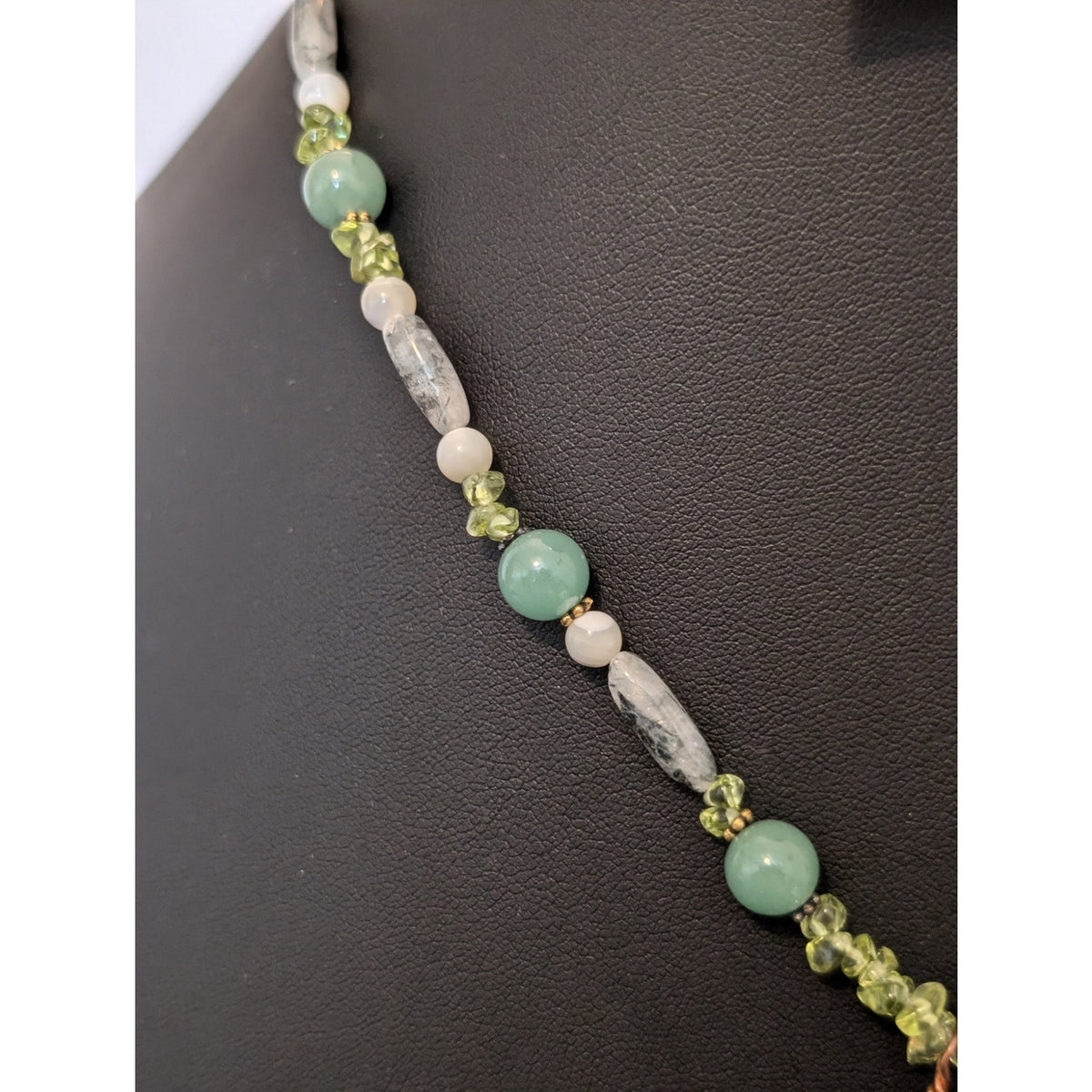 Ocean Jasper Peridot Mother of Pearl Other Gemstone Pendant Beaded 18" Necklace