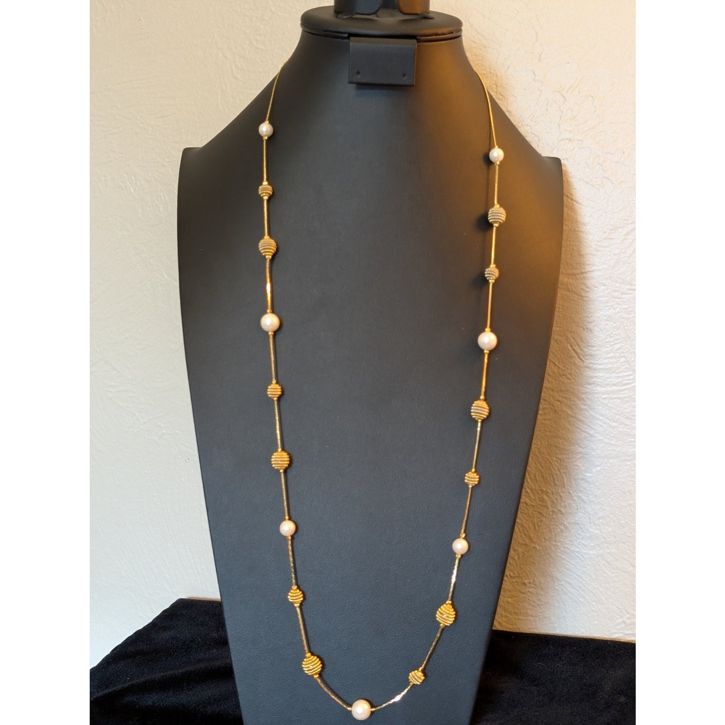 Vtg Trifari Gold Tone Coiled Wire Bead & Faux Pearl Station Long Chain Necklace