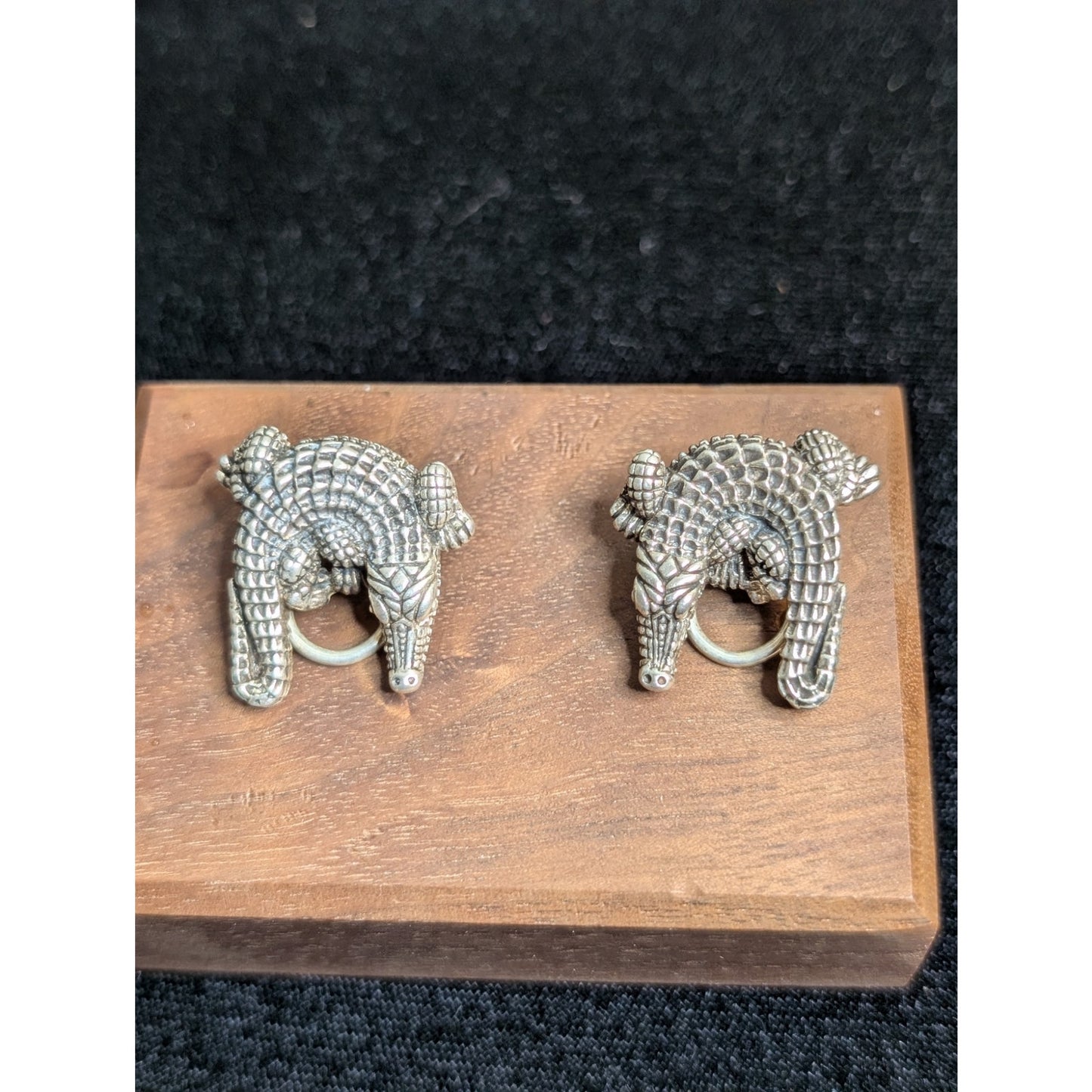 RARE! Signed Barry Kieselstein-Cord Sterling Alligator Omega Clip On Earrings