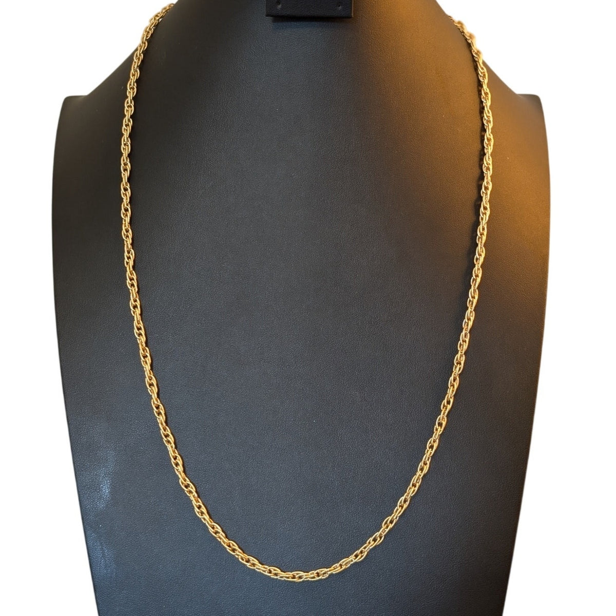 Vintage Signed Monet Textured Gold Tone 28" Necklace
