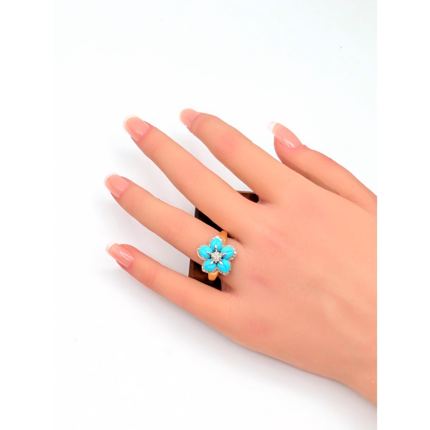 14KT Yellow Gold Carved Turquoise & Diamond Flower Ring Size 9.5