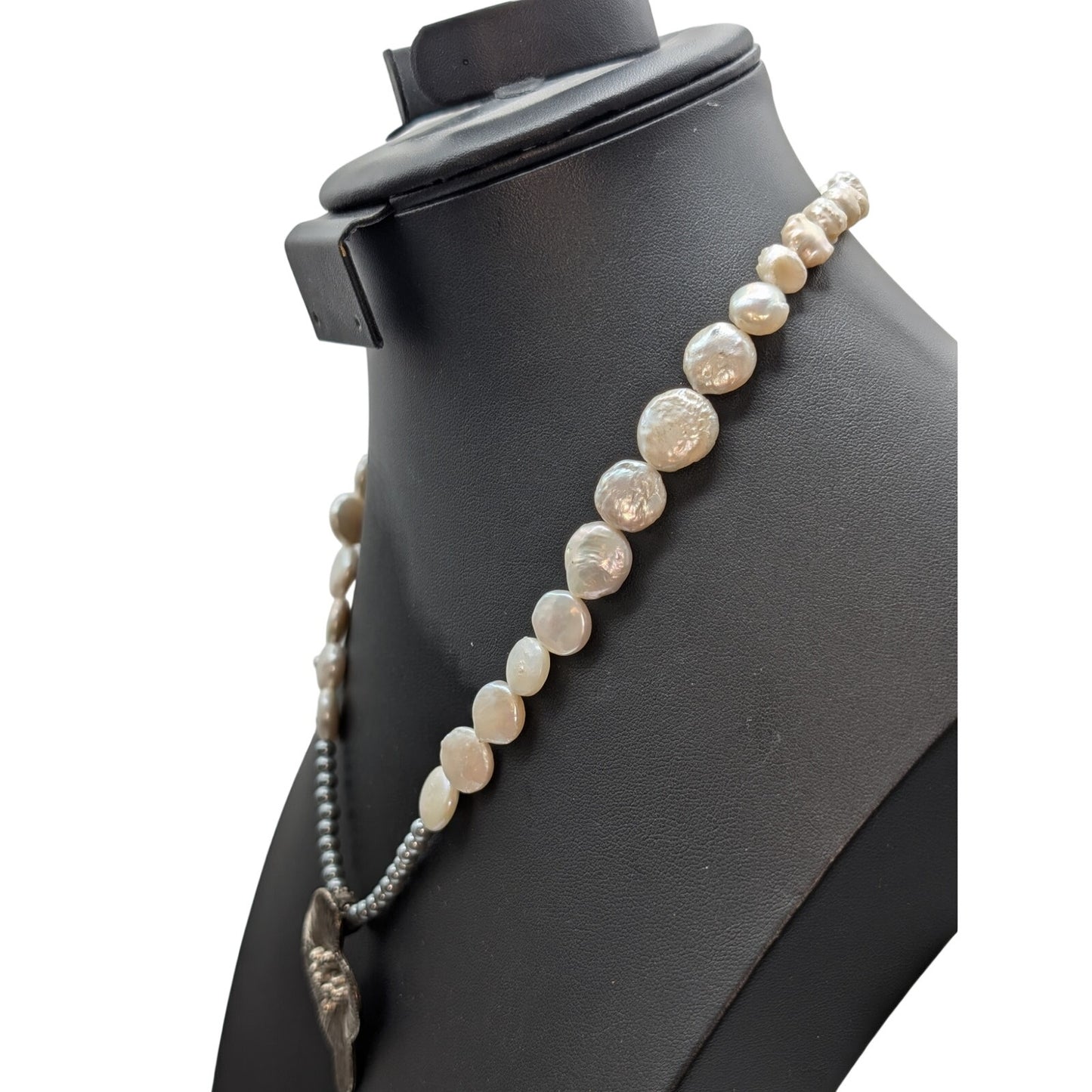Coin Pearl Silver Tone Flower Pendant Silver Bead Toggle 20" Necklace