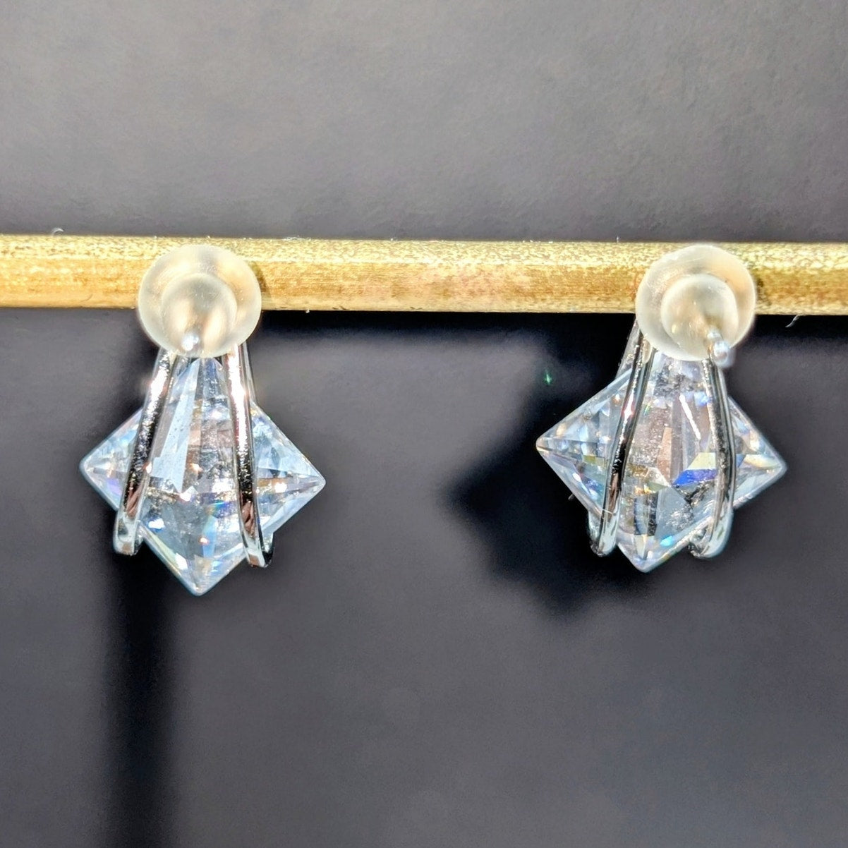 Marked SU CH Silver Square Crystal Pierced Earrings