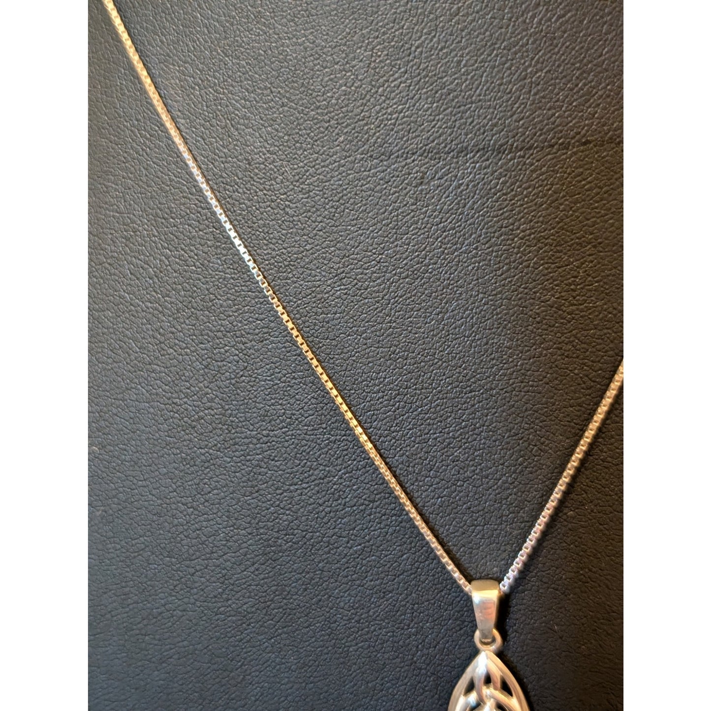 925 Sterling Silver Black Onyx Celtic Cross Teardrop Pendant 18" Necklace