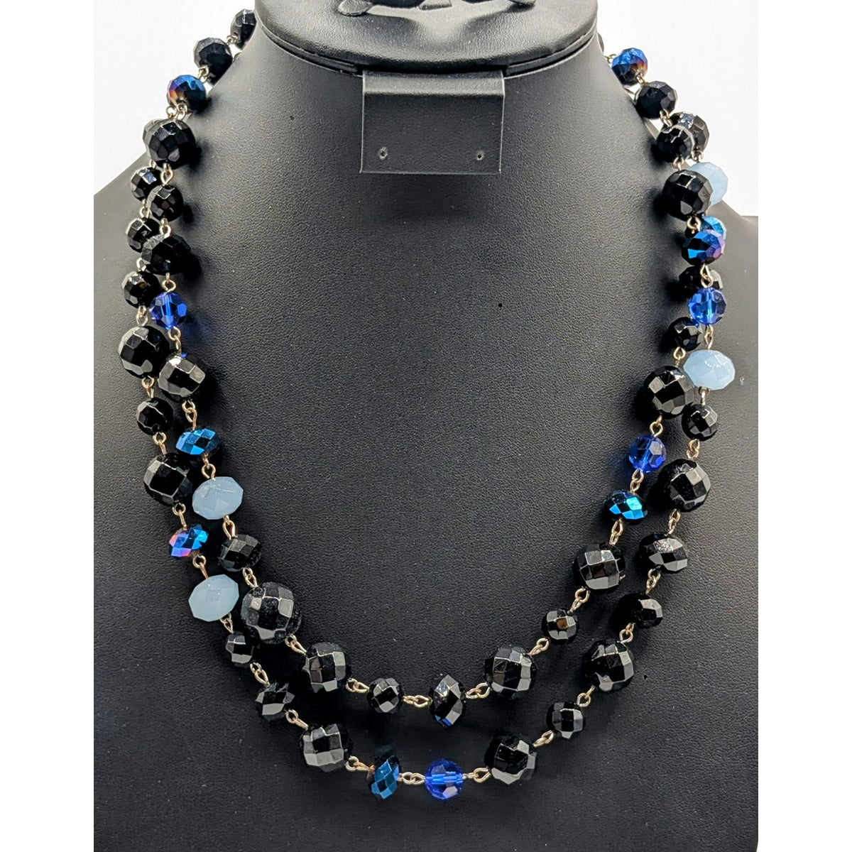 White House Black Market Faceted Glass Blue/Black AB Crystal Bead Necklace