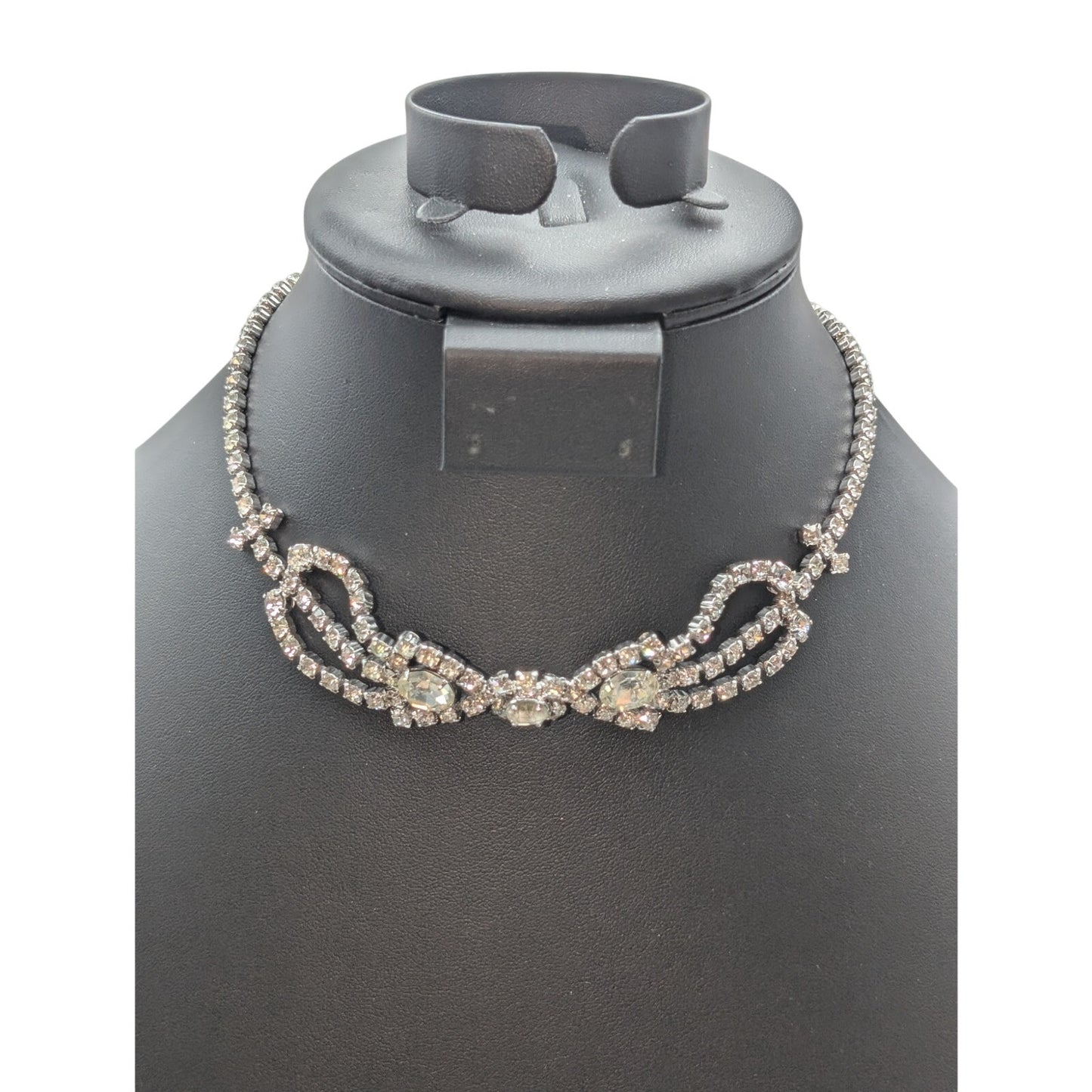 Vintage Rhinestone Hook Clasp 15.25" Necklace