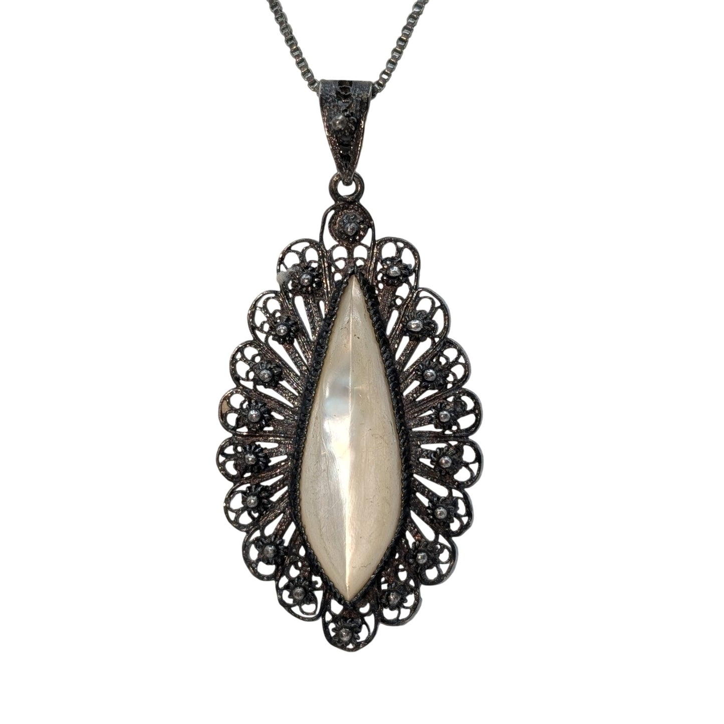 Vtg Hand Made Silver Filigree Mother of Pearl Teardrop Pendant Chain Necklace