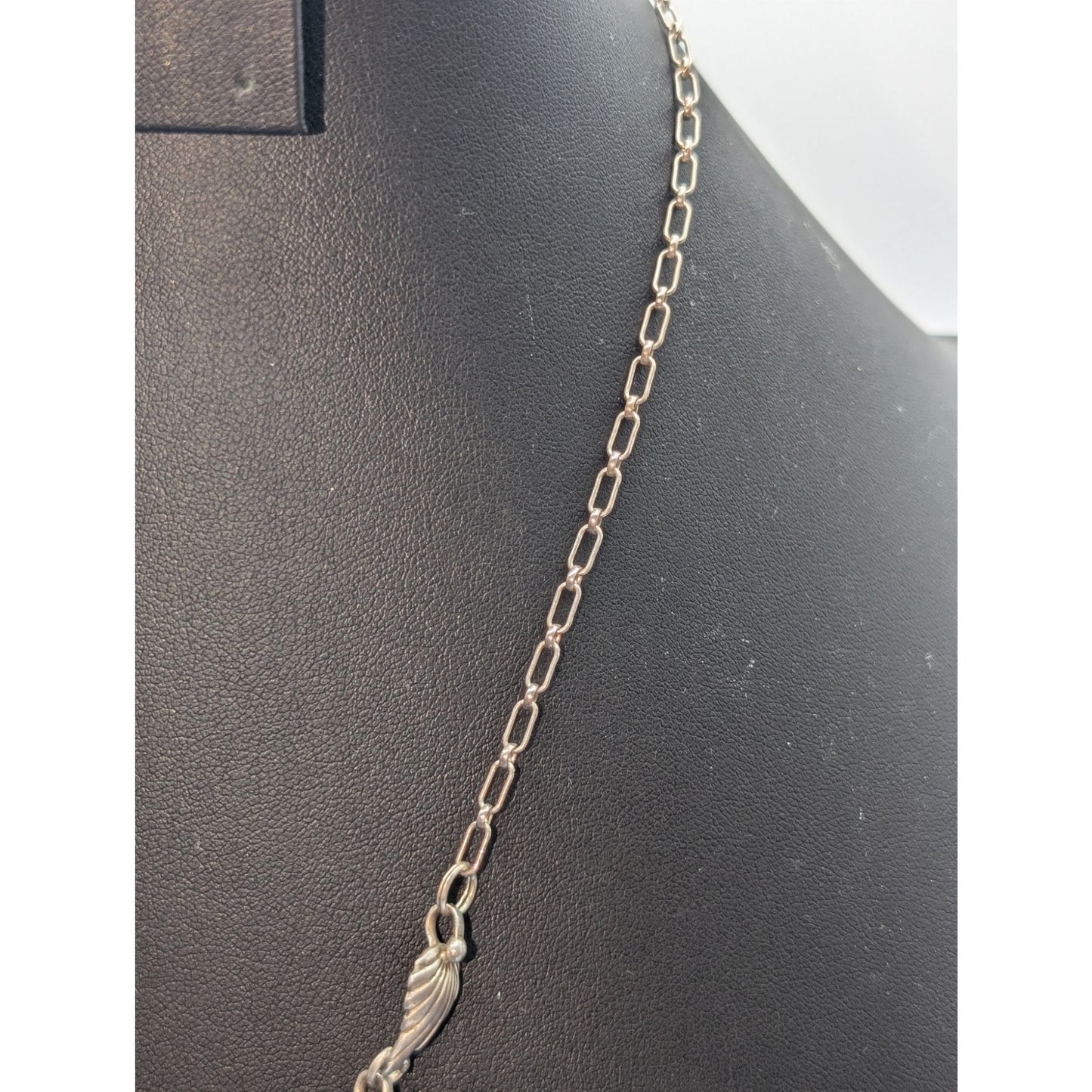 Vintage 925 Sterling Silver Purple Gemstone Leaf Flower Design 20" Necklace