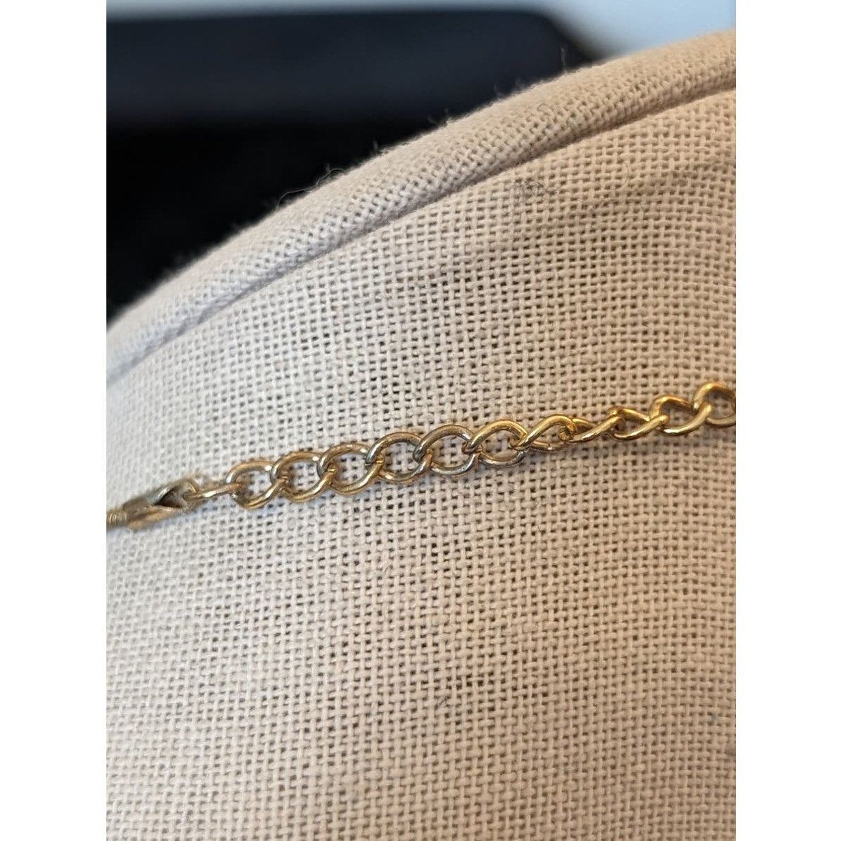 Vintage Kenneth Cole Cabochon Necklace Gold Tone Chain Signed