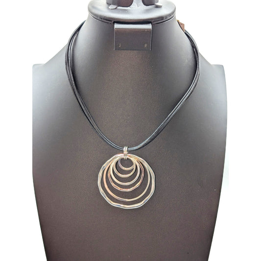 Anne Klein NWT Bullseye Pendant Black Corded Silver Tone Toggle Clasp Necklace