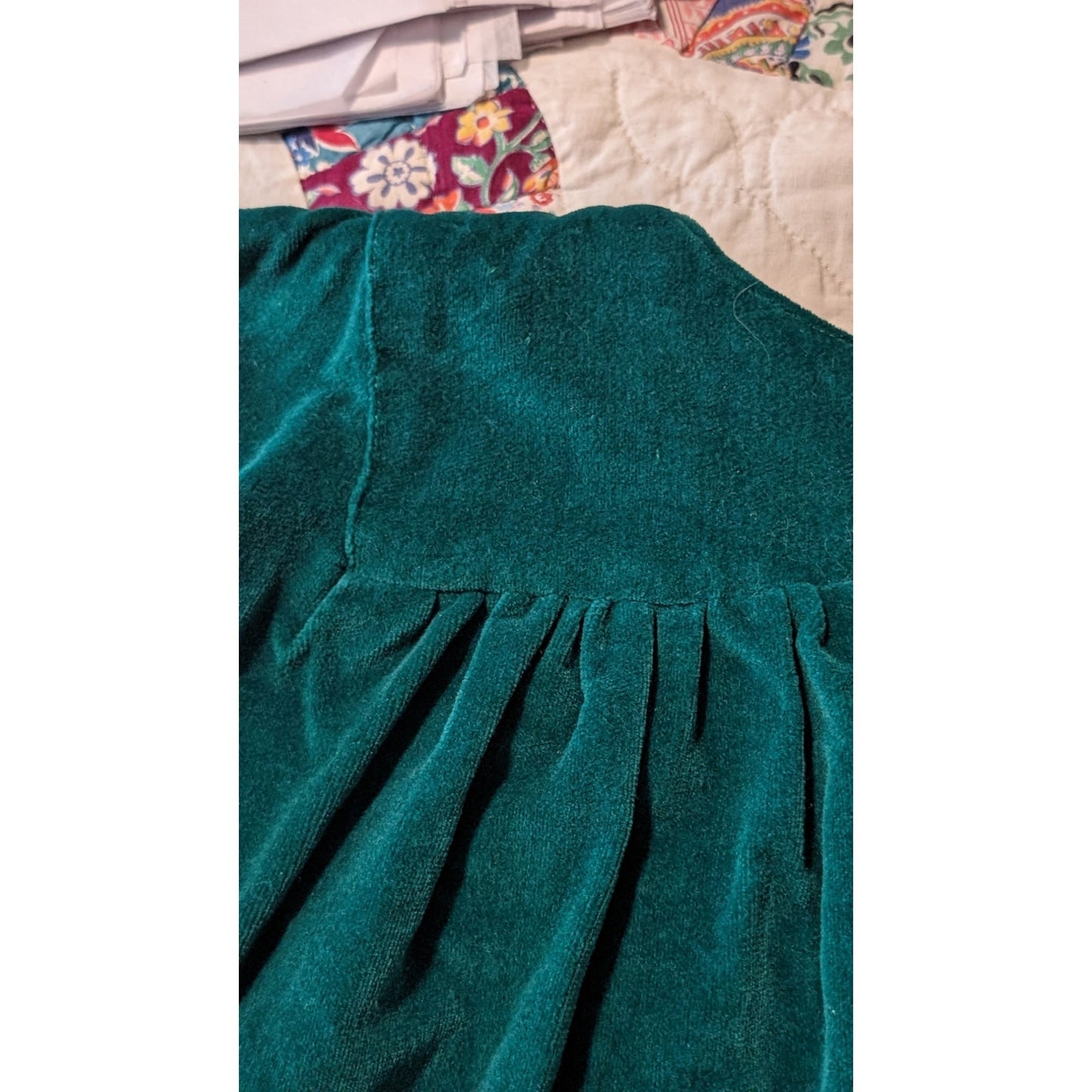 Vintage Homemade Green Velvet Embroidered Mtn. Scene Topper Juniors XS