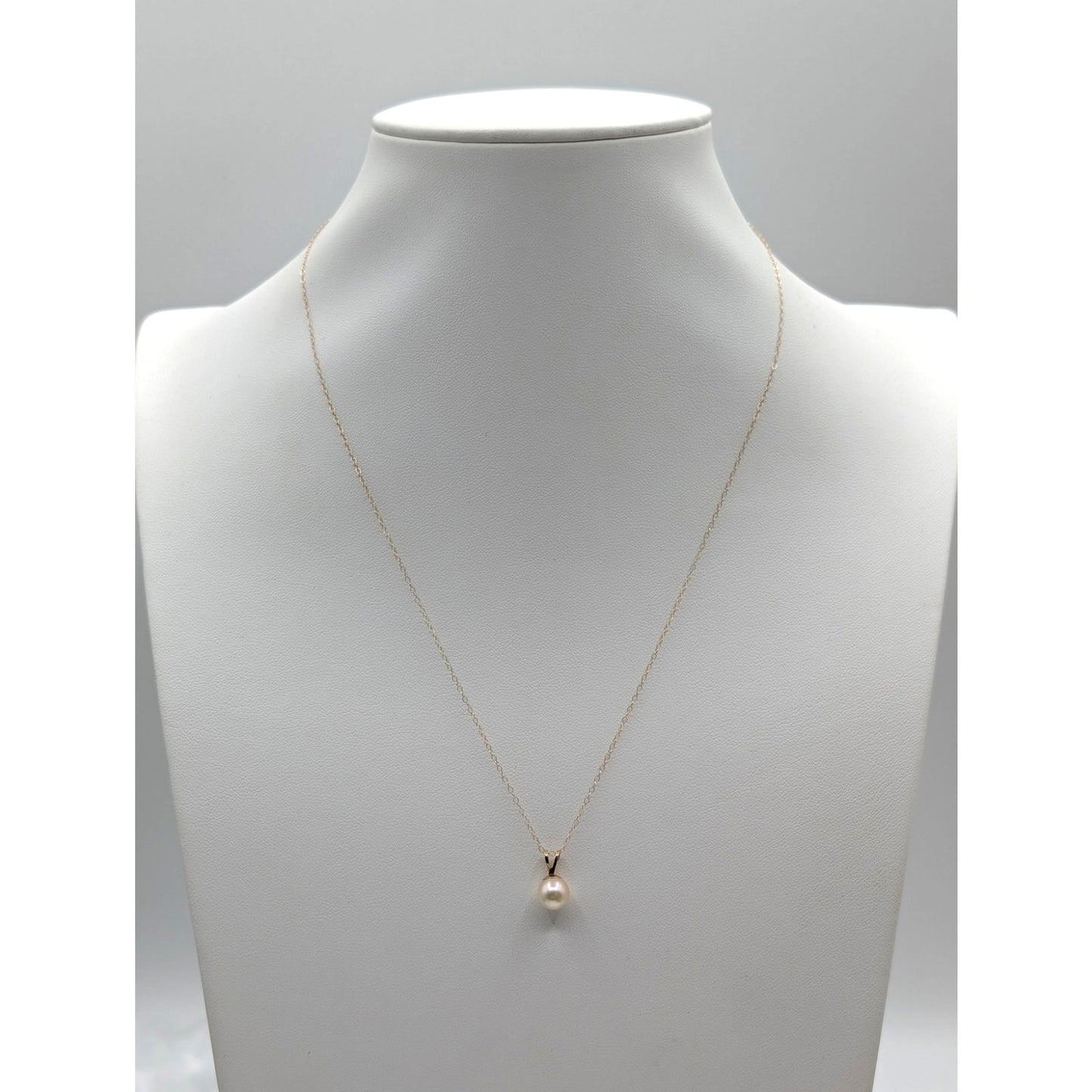 Vtg 14K Yellow Gold Genuine Pearl Pendant 18" Chain Spring Ring Clasp Necklace