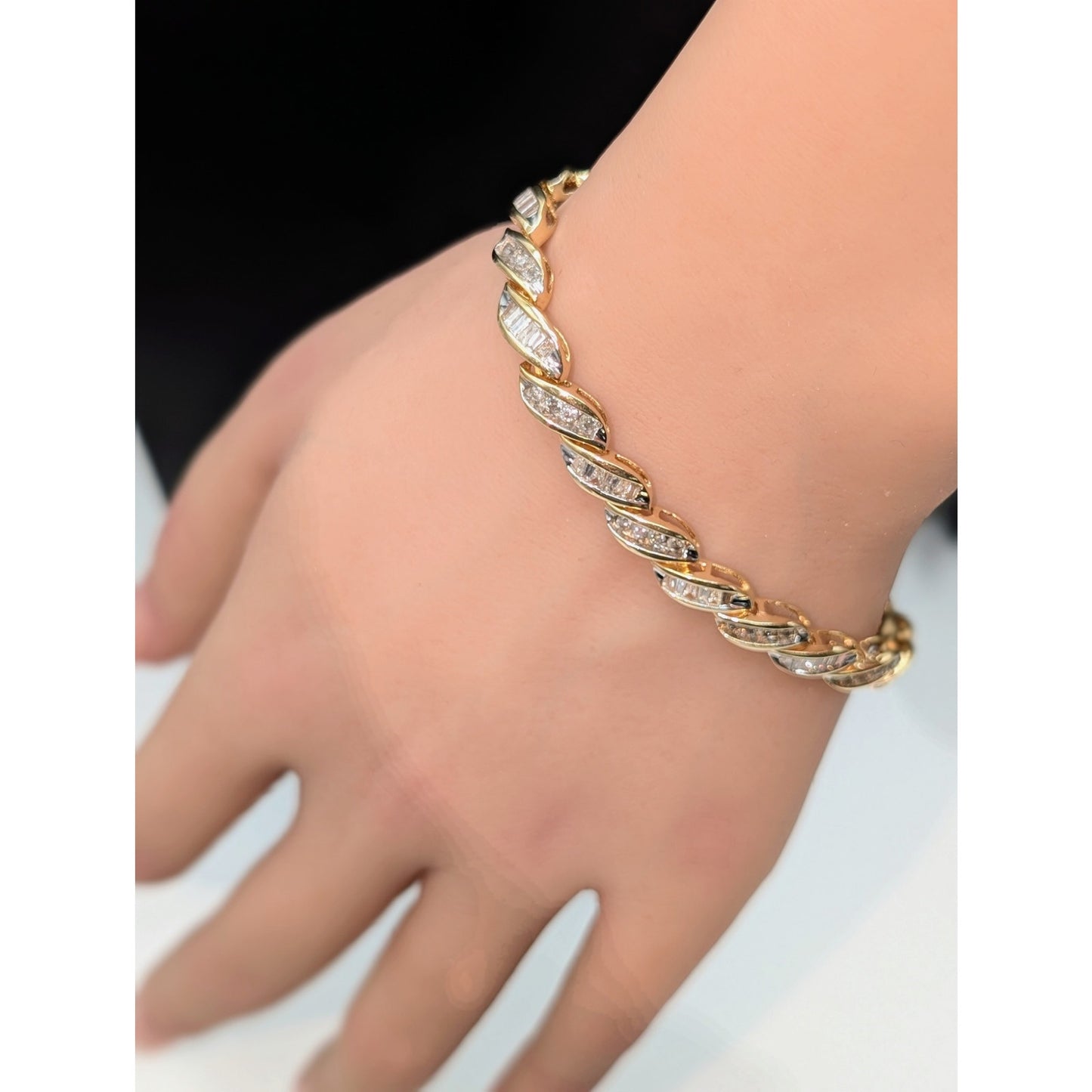 14k Yellow Gold S Design Baguette & Round Diamond Tennis Bracelet