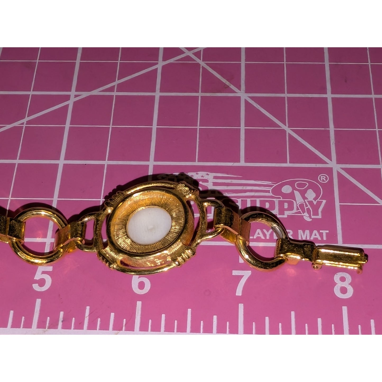 Vintage Three Large Mabe Faux Pearl Gold Tone Fold Over Clasp Chain Bracelet