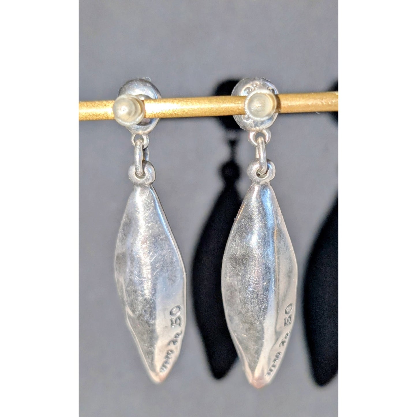 Uno de 50 Blue Swarovski Marquis Crystal Dangle Earrings (One Crystal Chipped)