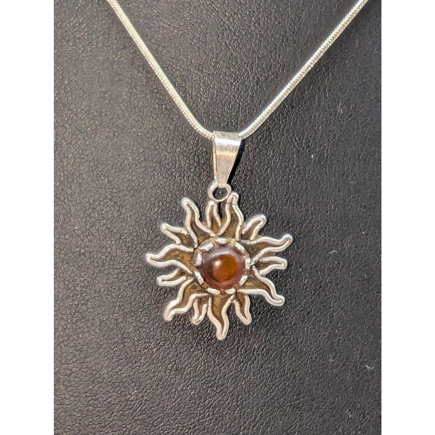 Vtg 925 Sterling Silver Amber Color Stone Sunburst Pendant 16" Chain Necklace