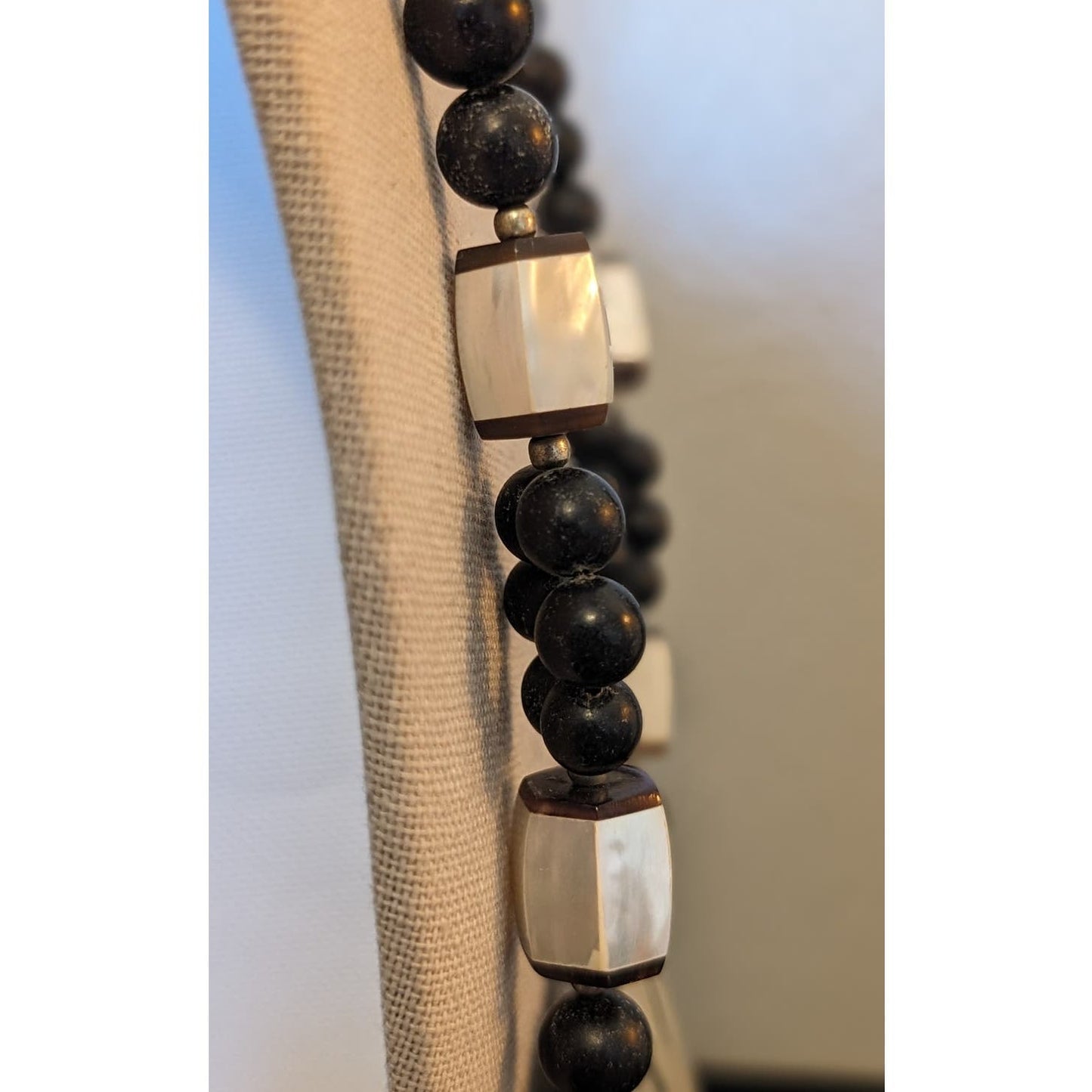 Vintage Lee Sands Mother of Pearl Shell Inlay Lion Black Bead Necklace