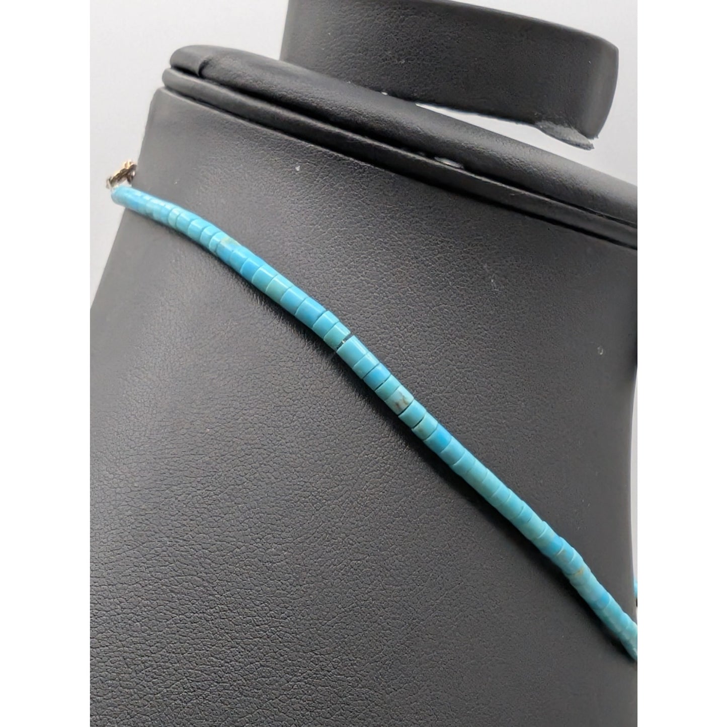 Vintage Unmarked Turquoise Heishi Bead 15" Choker Hook Clasp Necklace