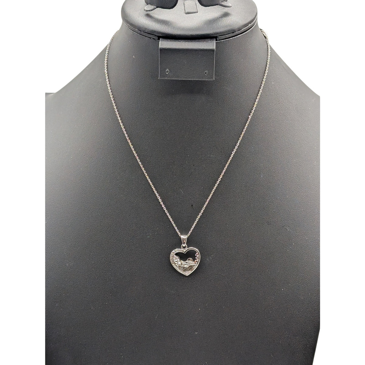 Vintage Hallmark Footprints Gemstone 925 Sterling Heart Pendant Chain Necklace