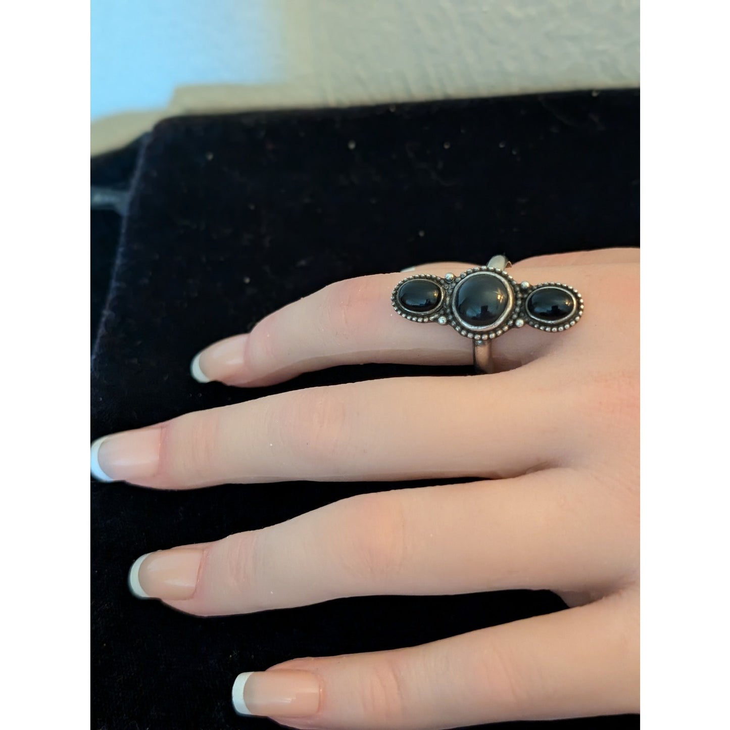 Vintage Signed Navajo 925 Sterling Silver Three Black Onyx Stone Ring Size 9.25