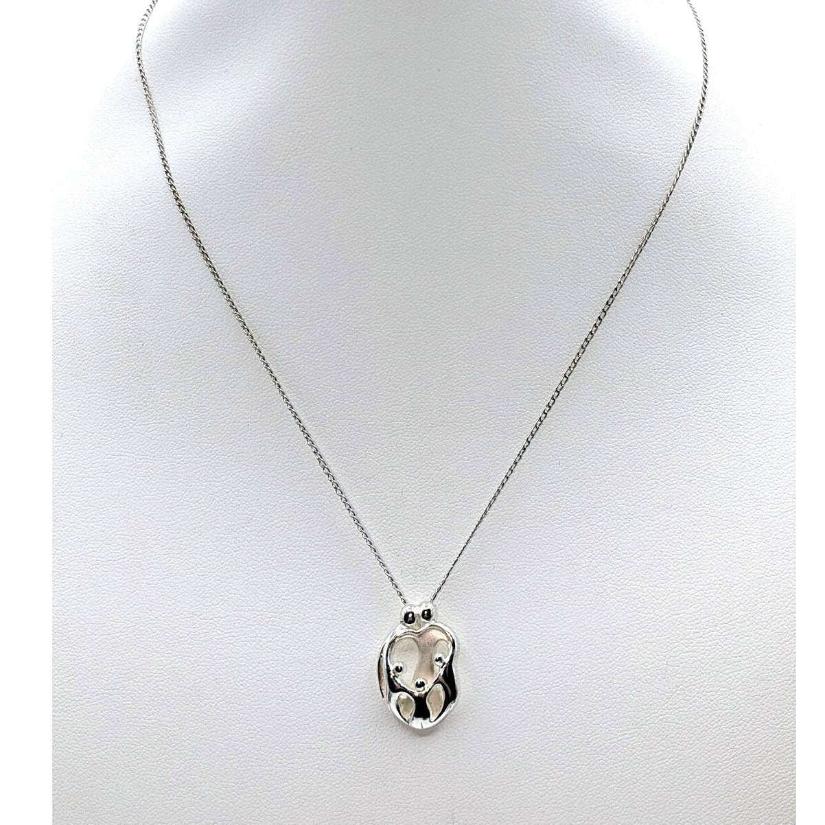 Carolyn Pollack 925 Sterling Silver Loving Family Pendant 16" Chain Necklace