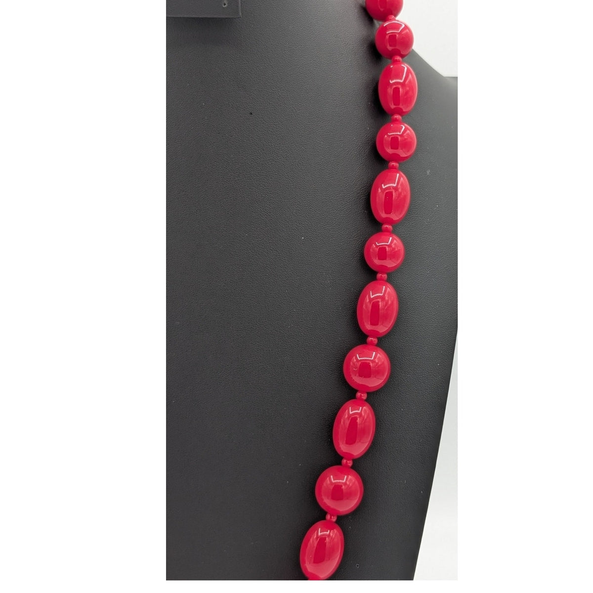 Vtg Signed OLCI 28" Long Heavy Lucite Deep Hot Pink Graduated Beaded Necklace