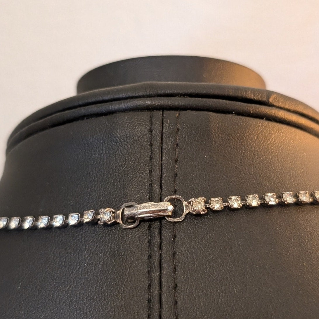 Vintage Rhinestone Green Drop Dangle Fold Over Clasp Silver Tone Necklace
