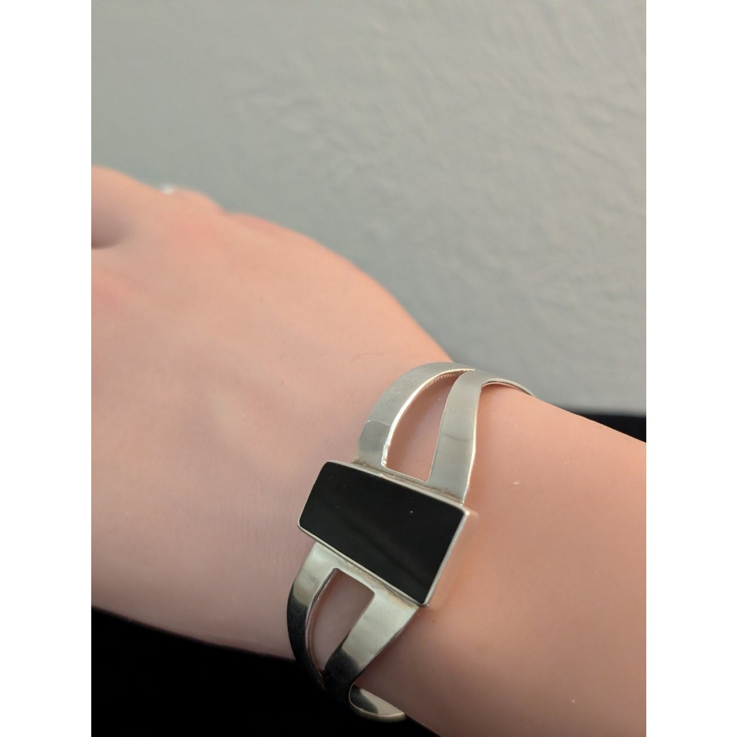 Taxco Mexico 925 Sterling Silver Black Onyx Modernist Split Band Cuff Bracelet
