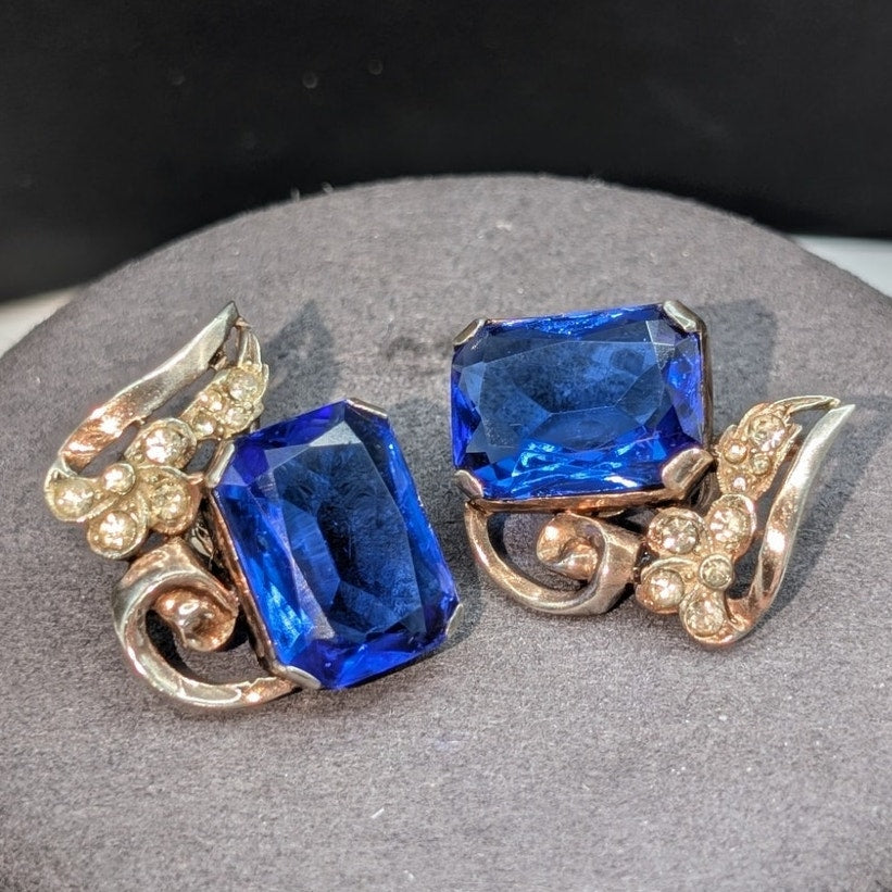 Vintage Large Blue Glass & Rhinestone Faded Gold Tone Clip On Earrings