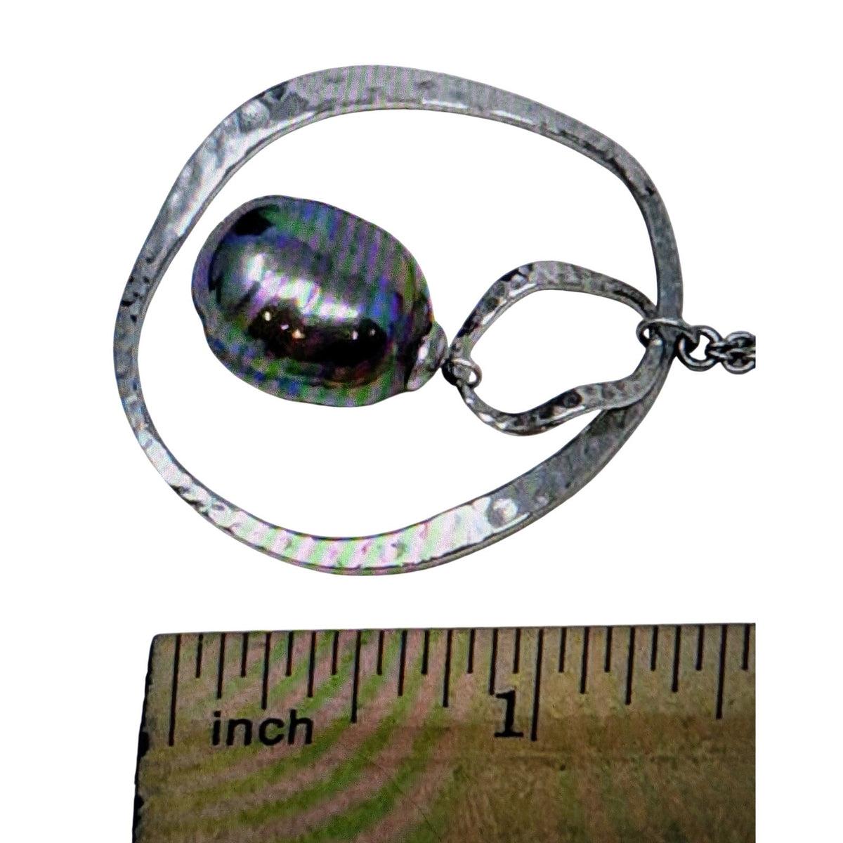 Stunning 925 Sterling Silver Hammered Circle Faux Pearl Pendant Necklace 16.83g