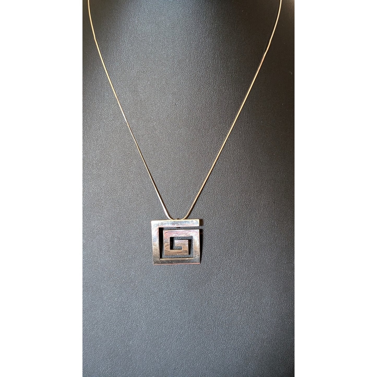 Sterling Silver Greek Key Mexico 925 Pendant & 20" Chain Necklace