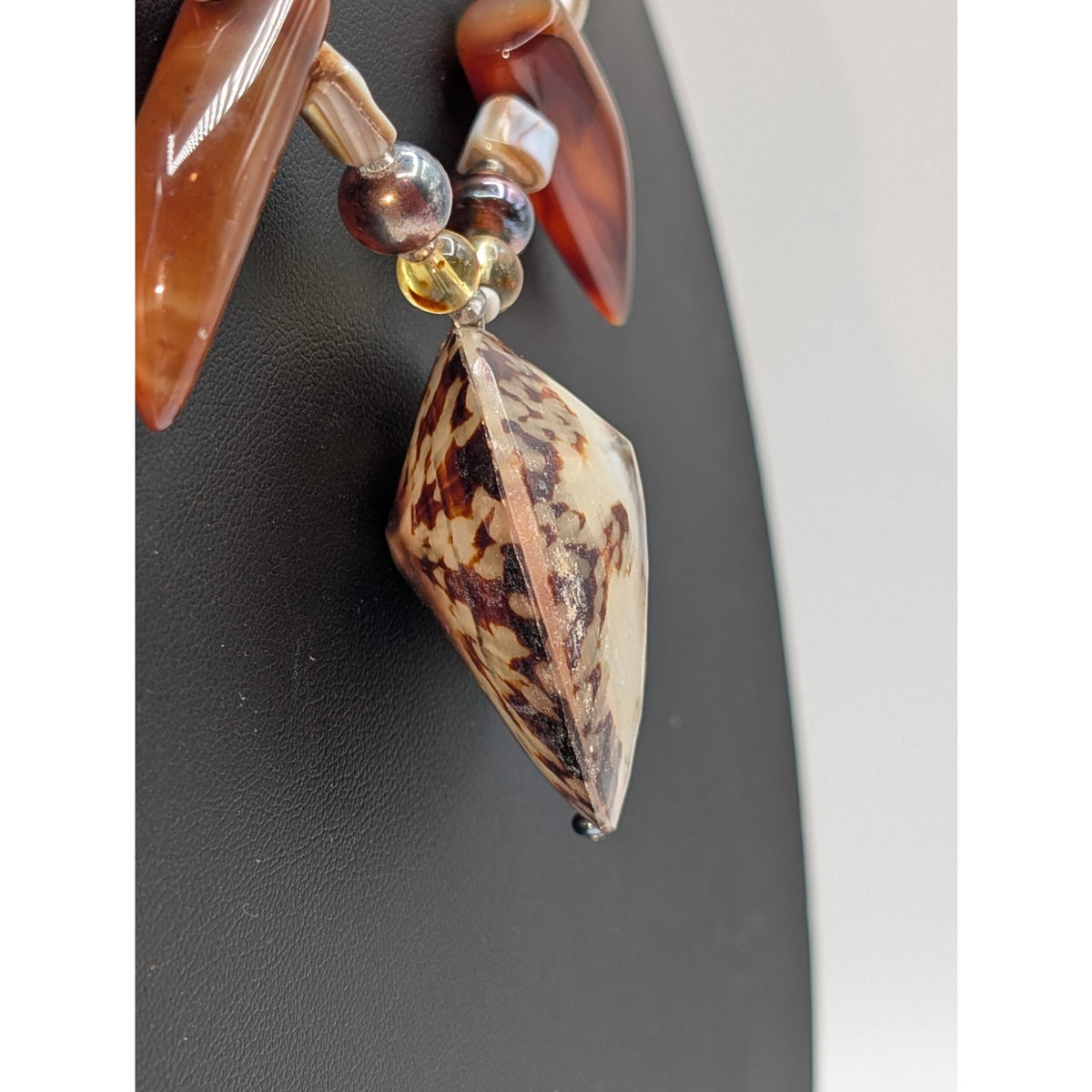 Shell Pendant Beachy Tribal Boho Glass Bead Fishy Toggle Clasp 21" Necklace
