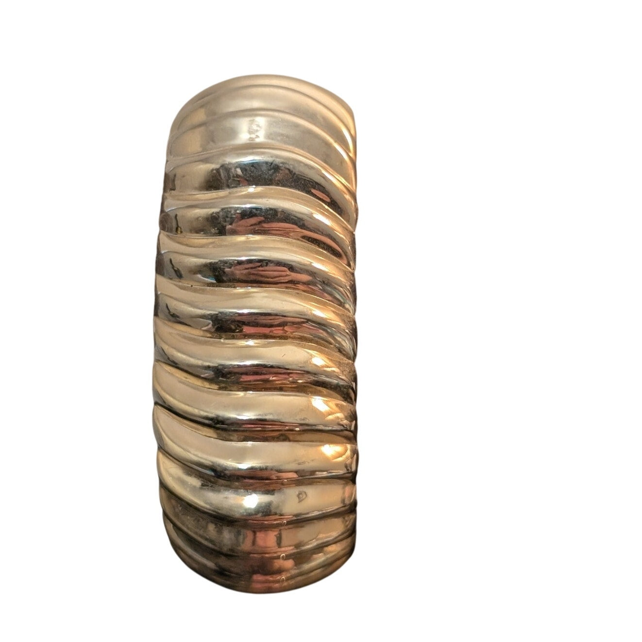 Heavy 1-1/8" Gold Tone Hinged Clamper Style Oval Bangle Bracelet