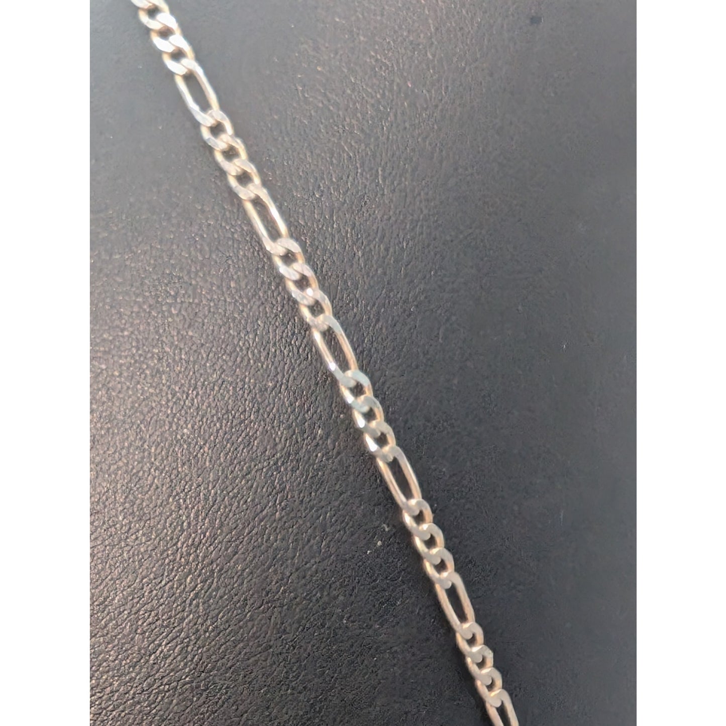 Vintage 925 Sterling Silver Diamond Cut Eagle Pendant 20" Figaro Chain Necklace