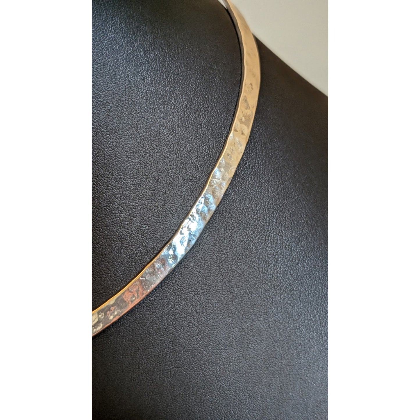 Silver Plated Unmarked Hammered Collar Torque Necklace