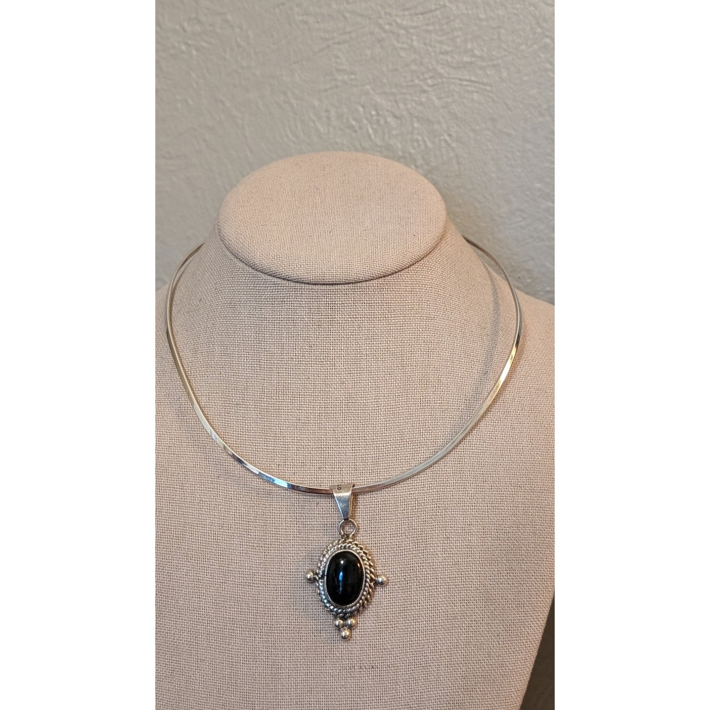 Vintage Handmade Mexico 925 Black Onyx Sterling Silver Hook Collar Necklace