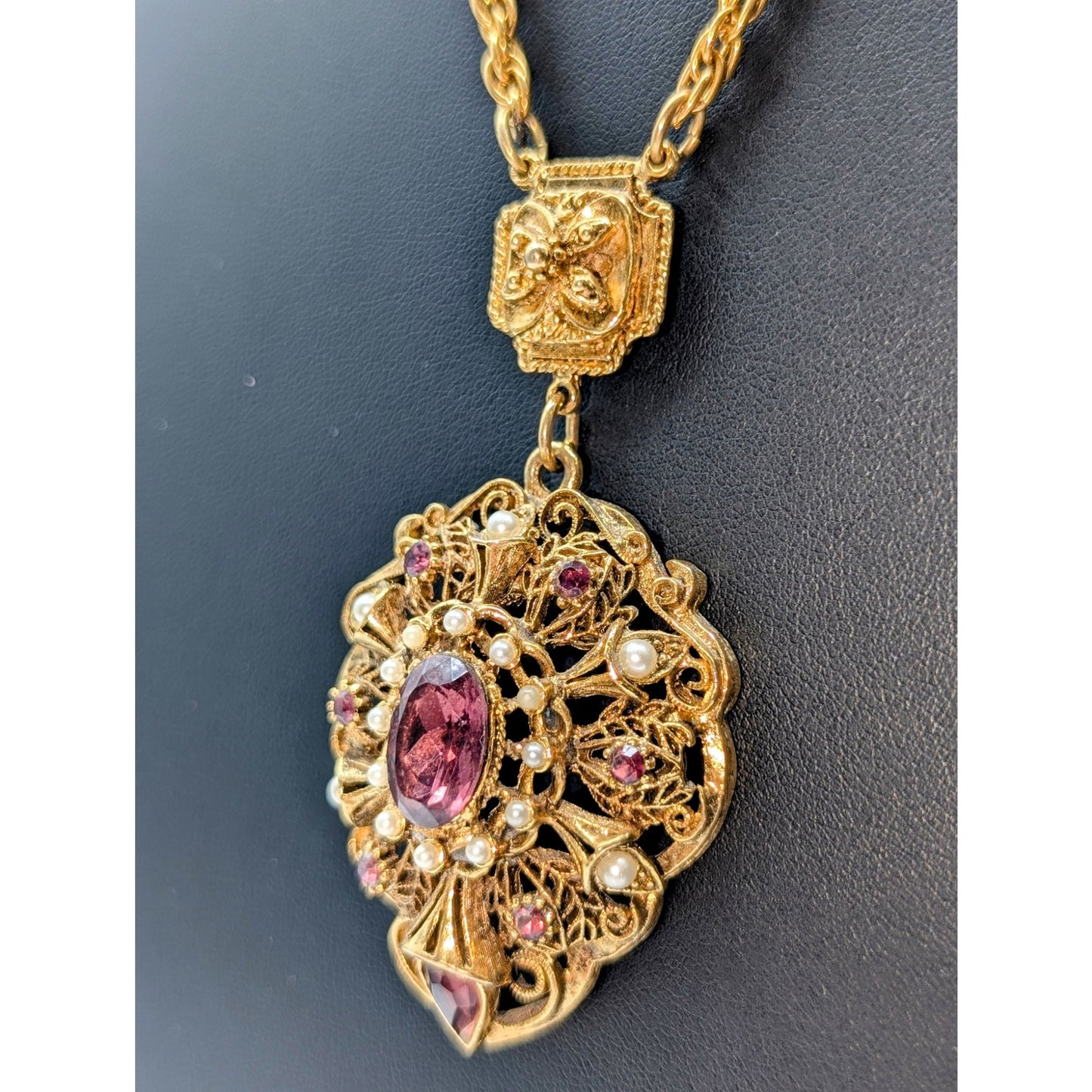 VTG 60's Gold Tone Faux Pearl Amethyst Color Rhinestone Pendant 22" Necklace