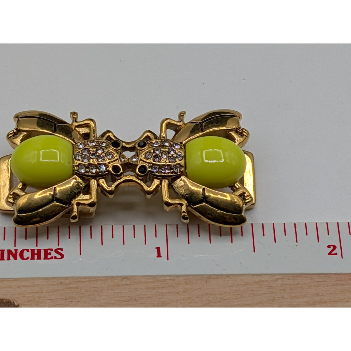 Stella & Dot Keep Collective Buzz Thrill Bee Slider Charm