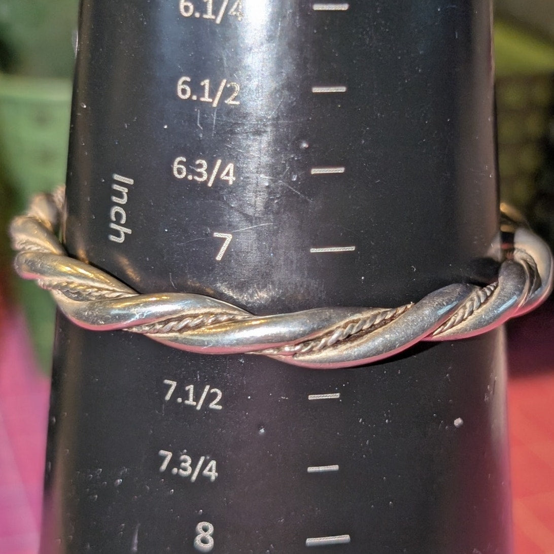 Vintage Unmarked Tested 925 Sterling Silver Twisted Bangle Bracelet
