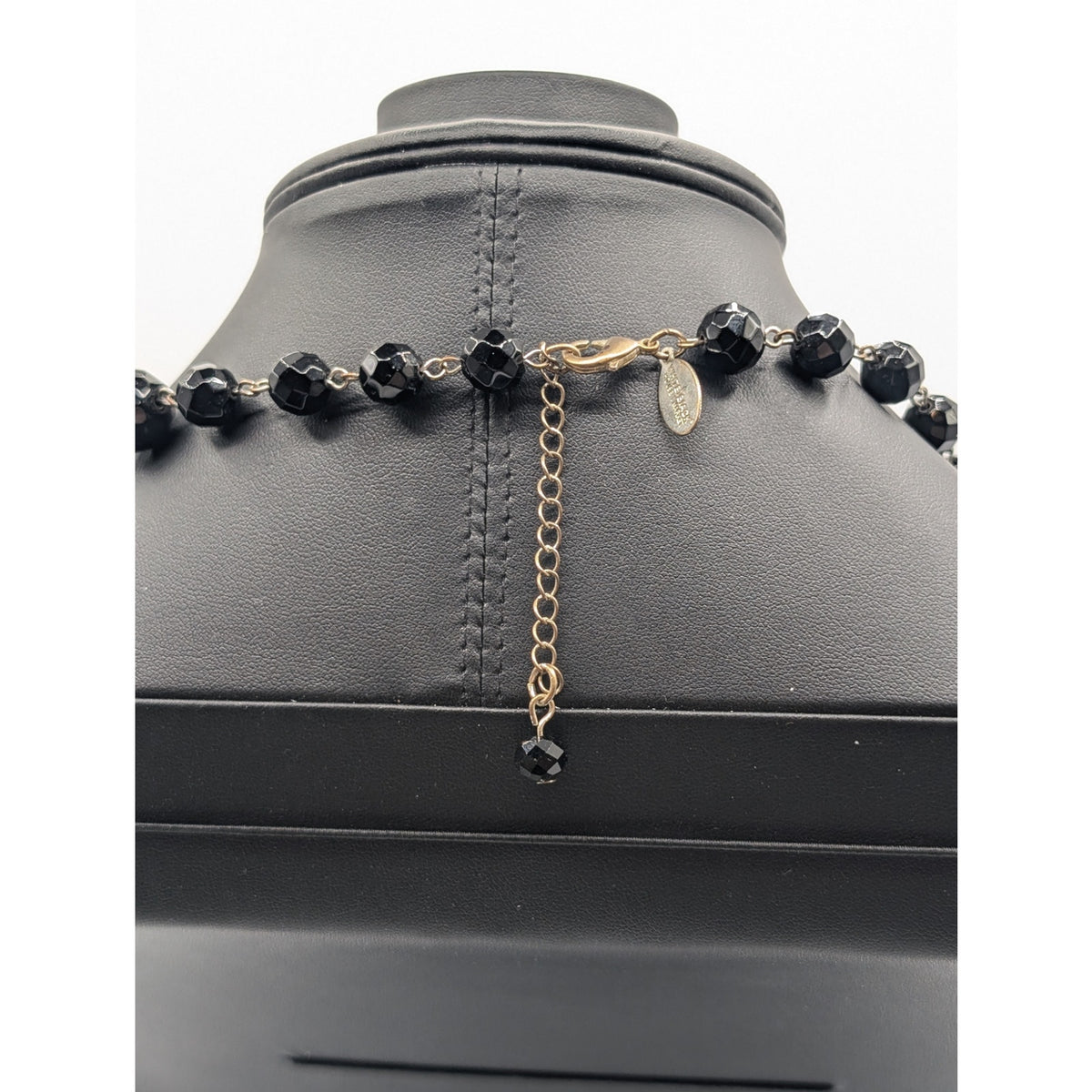 White House Black Market Faceted Glass Blue/Black AB Crystal Bead Necklace