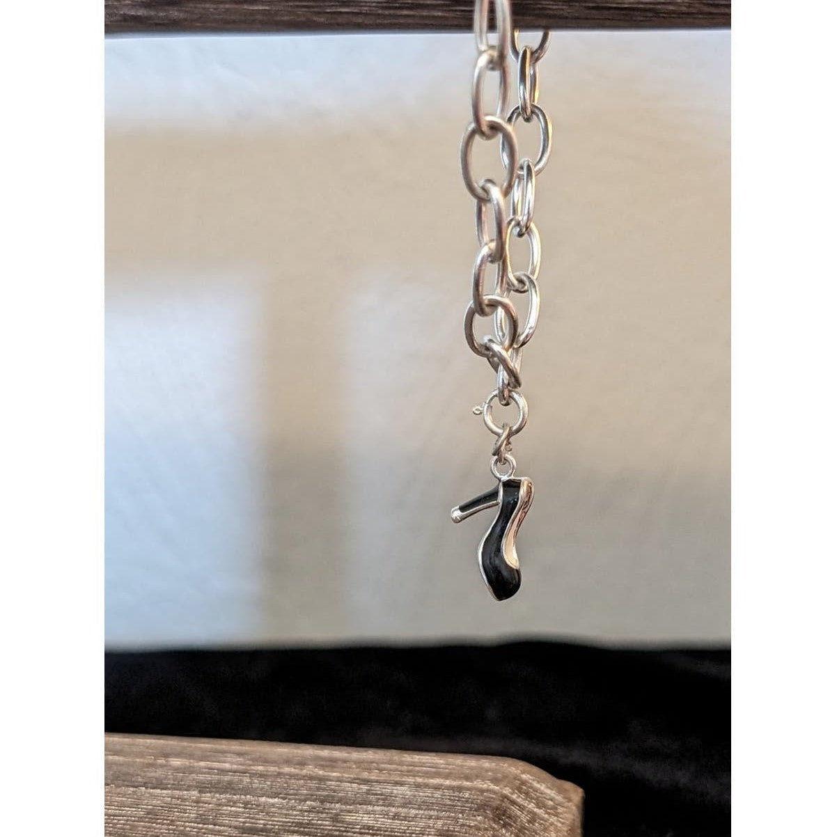 925 Sterling Silver Charm Bracelet W/ Black Enamel Pump Heel Charm
