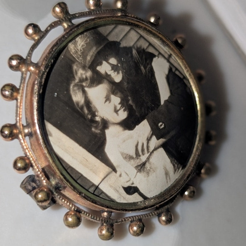 Antique 1920s Photo Frame Brooch W/ Original Picture Signed SD