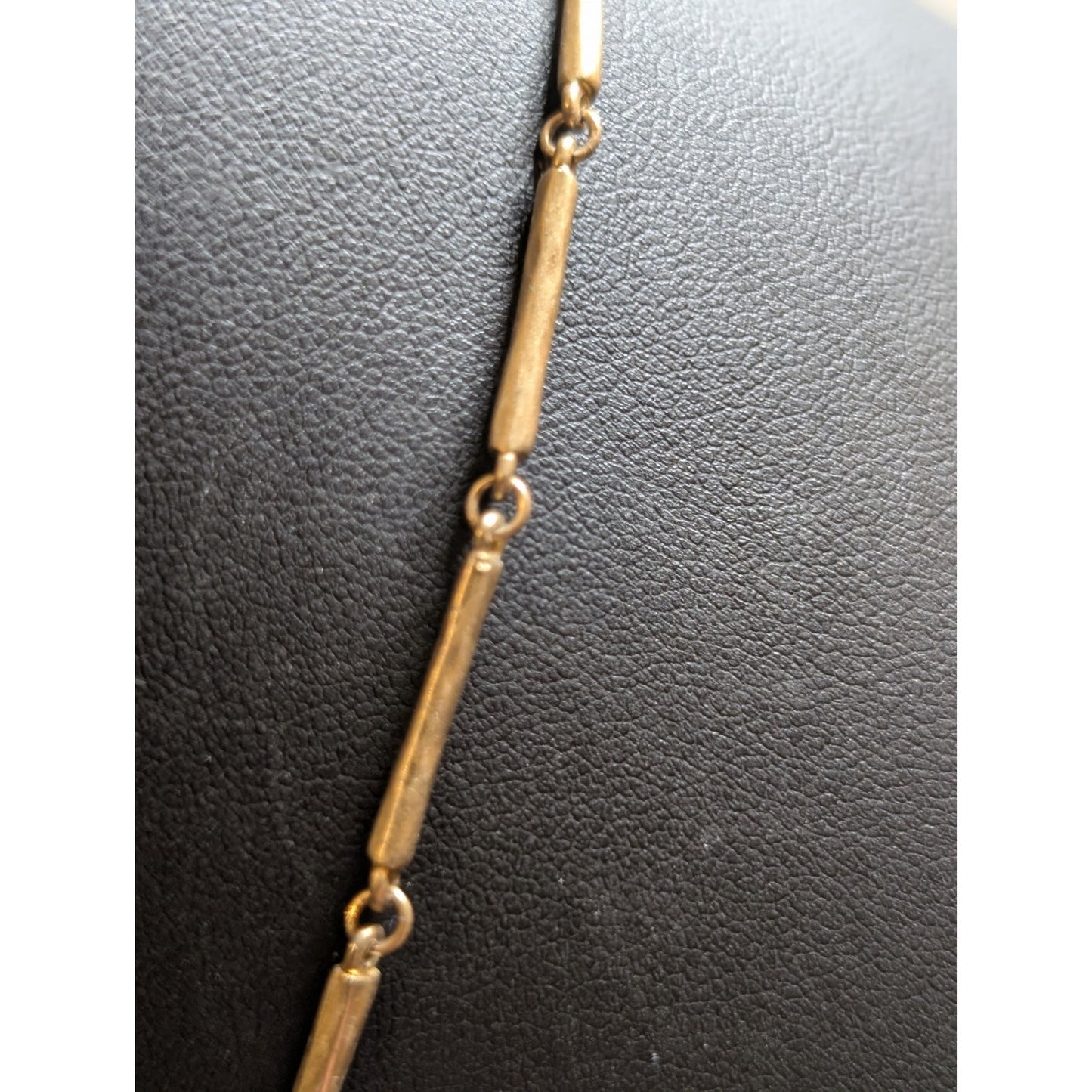 Vintage LIZ CLAIBORNE LC Antiqued Gold Tone Medallion Pendant Bar Chain Necklace