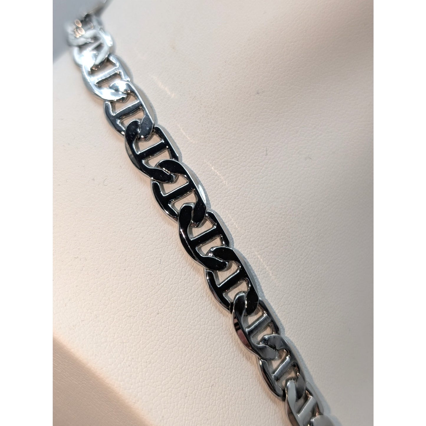 Marked 14KGP (White Gold Plated) Mariner's Chain Lobster Claw Clasp 23" Necklace