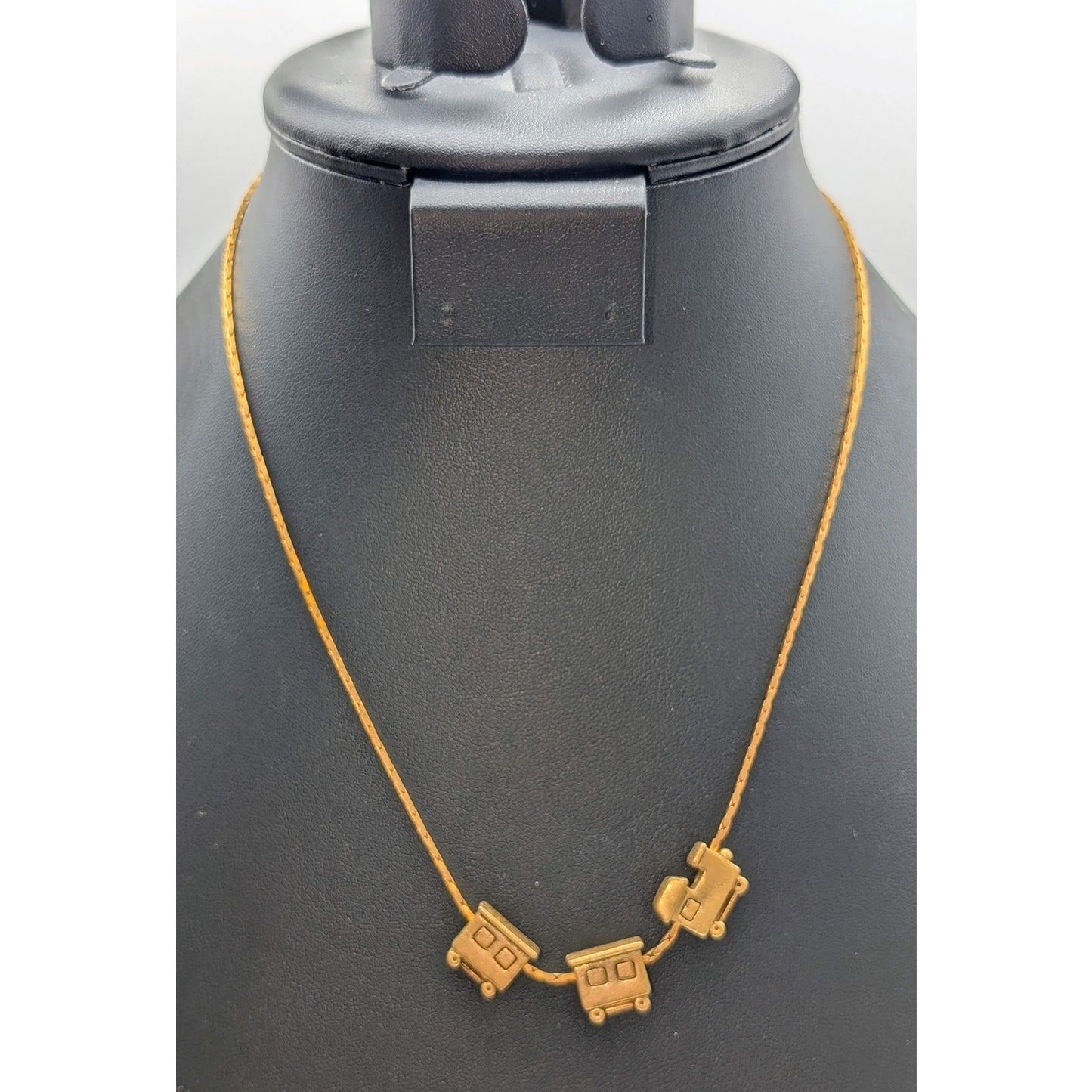 Vintage Gold Tone Train Chain 18" Necklace