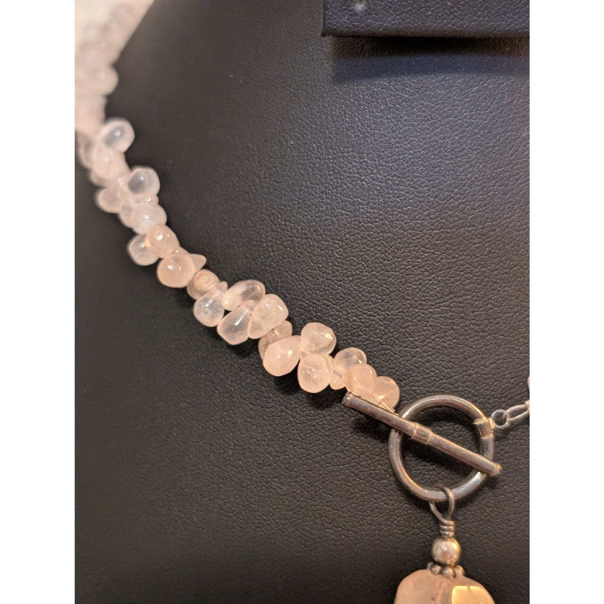 Silpada Retired Pink Rose Quartz Teardrop Stone 925 Sterling Silver Necklace