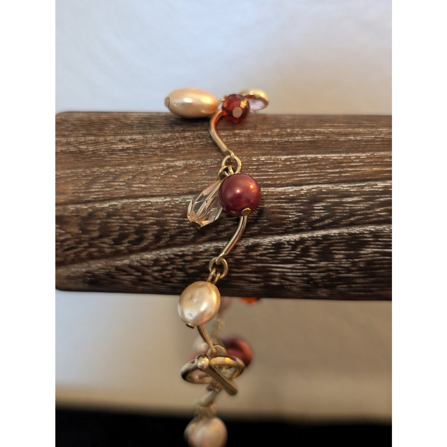 Gold Tone Colored Pearl Crystal Glass Amber Bead Scalloped Bar Toggle Bracelet