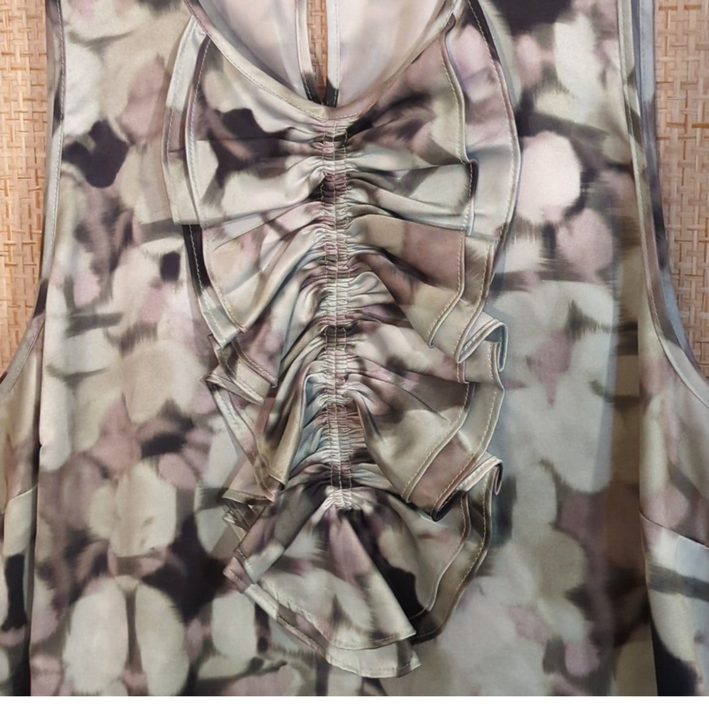 The Limited Muted Gray/Mauve Ruffle Front Sleeveless Blouse Women's Size L